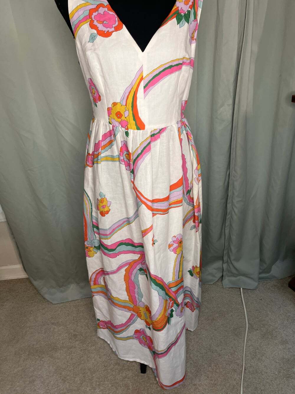 Vilagallo Linen Cotton Blend Dress with V Neck Size 6 - Picture 2 of 6